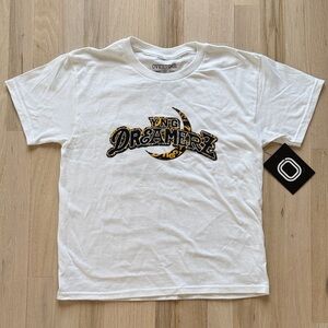 NWT Overtime Elite YNG DreamerZ Collage Tee, Youth M
